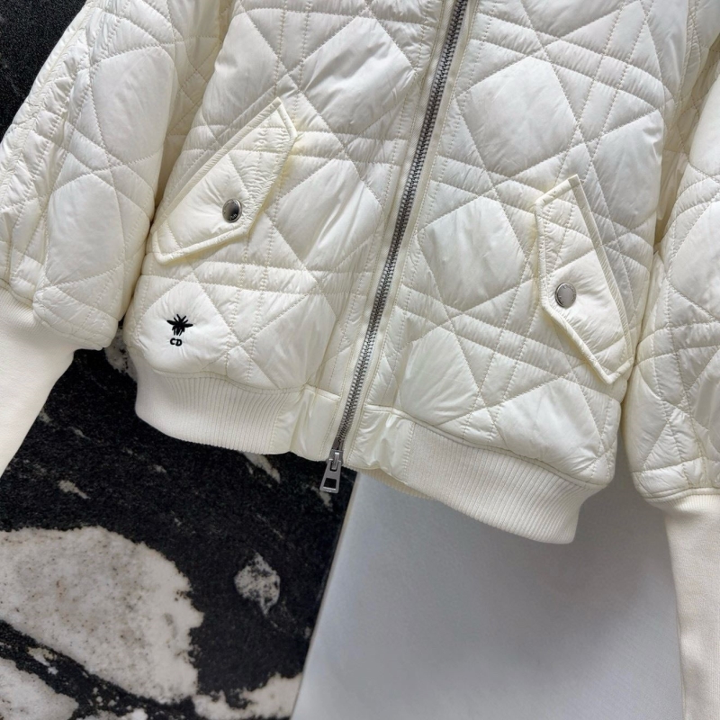 chr1st1an D10r outwear